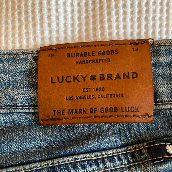 Lolita Skinny Distressed Lucky Brand Jeans. Size 28. - Picture 15 of 15